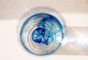 Read more about the article The Role of Methylene Blue in Anti-Aging Medicine: Why It’s Getting Attention